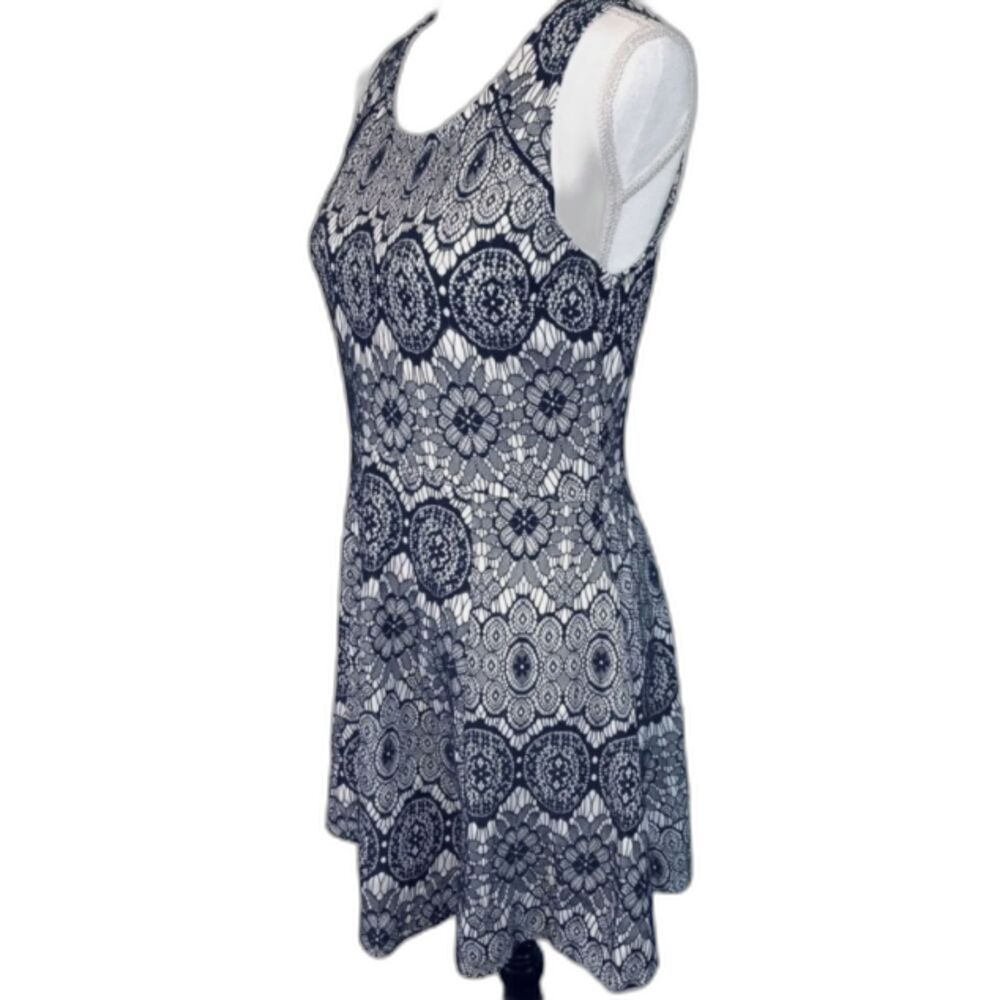 My Michelle Fit and Flare Dress - Size Large - Picture 4 of 9